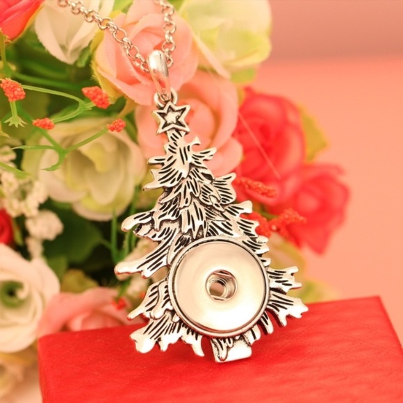 Christmas Tree Changeable Snap Pendant - Picture 6 of 6